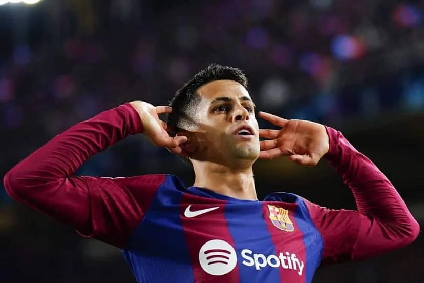 João Cancelo sacude el mercado: Barcelona mueve ficha mientras el Inter ya lo espera